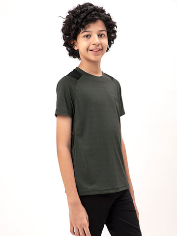 Boys Colorblock Slim Fit Crew Neck T-shirt with TECHNO COOL+