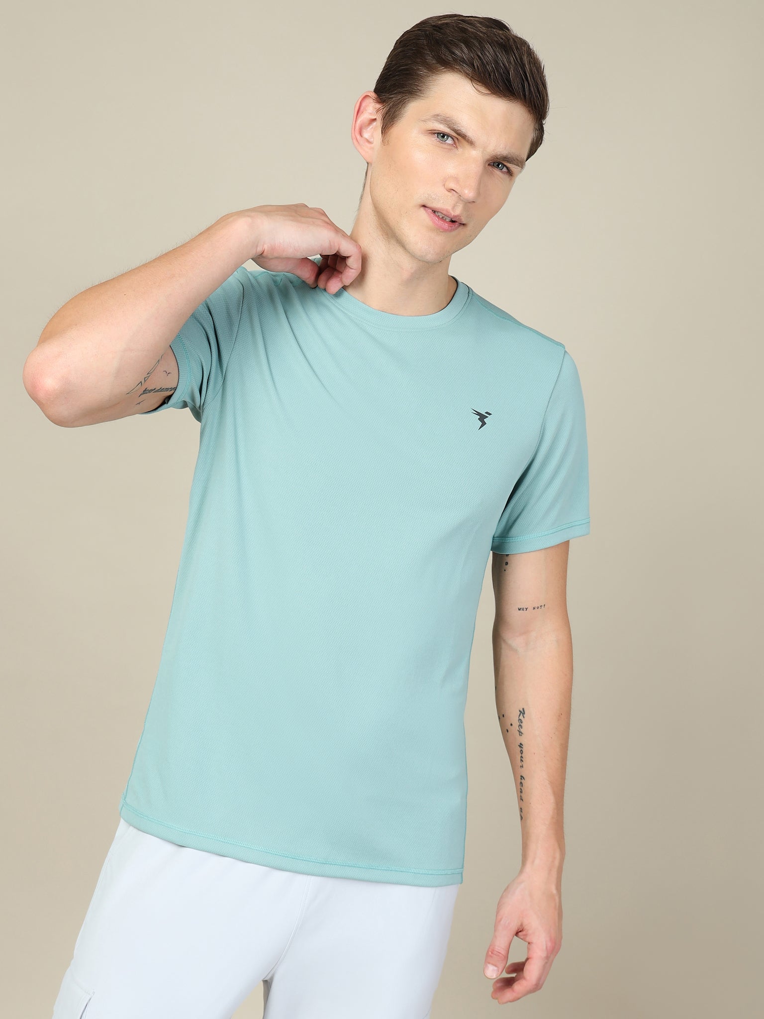 Men Solid Slim Fit Crew Neck T-shirt with TECHNO COOL+