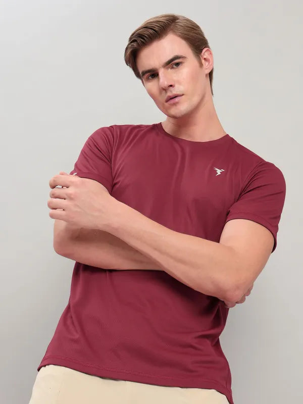 Men Solid Slim Fit Crew Neck T-shirt with TECHNO COOL+