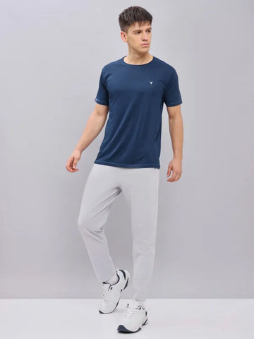 Men Solid Slim Fit Crew Neck T-shirt with TECHNO COOL+