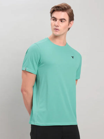 Men Solid Slim Fit Crew Neck T-shirt with TECHNO COOL+