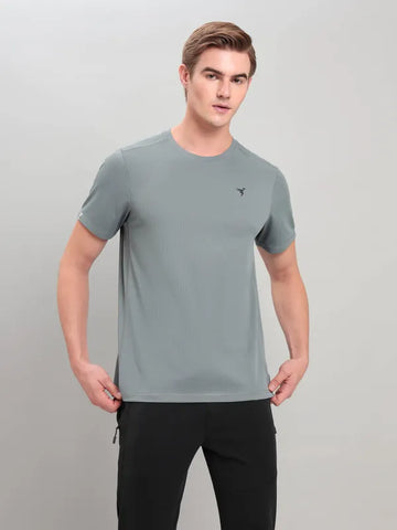 Men Solid Slim Fit Crew Neck T-shirt with TECHNO COOL+