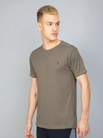 Men Solid Slim Fit Crew Neck T-shirt with TECHNO COOL+