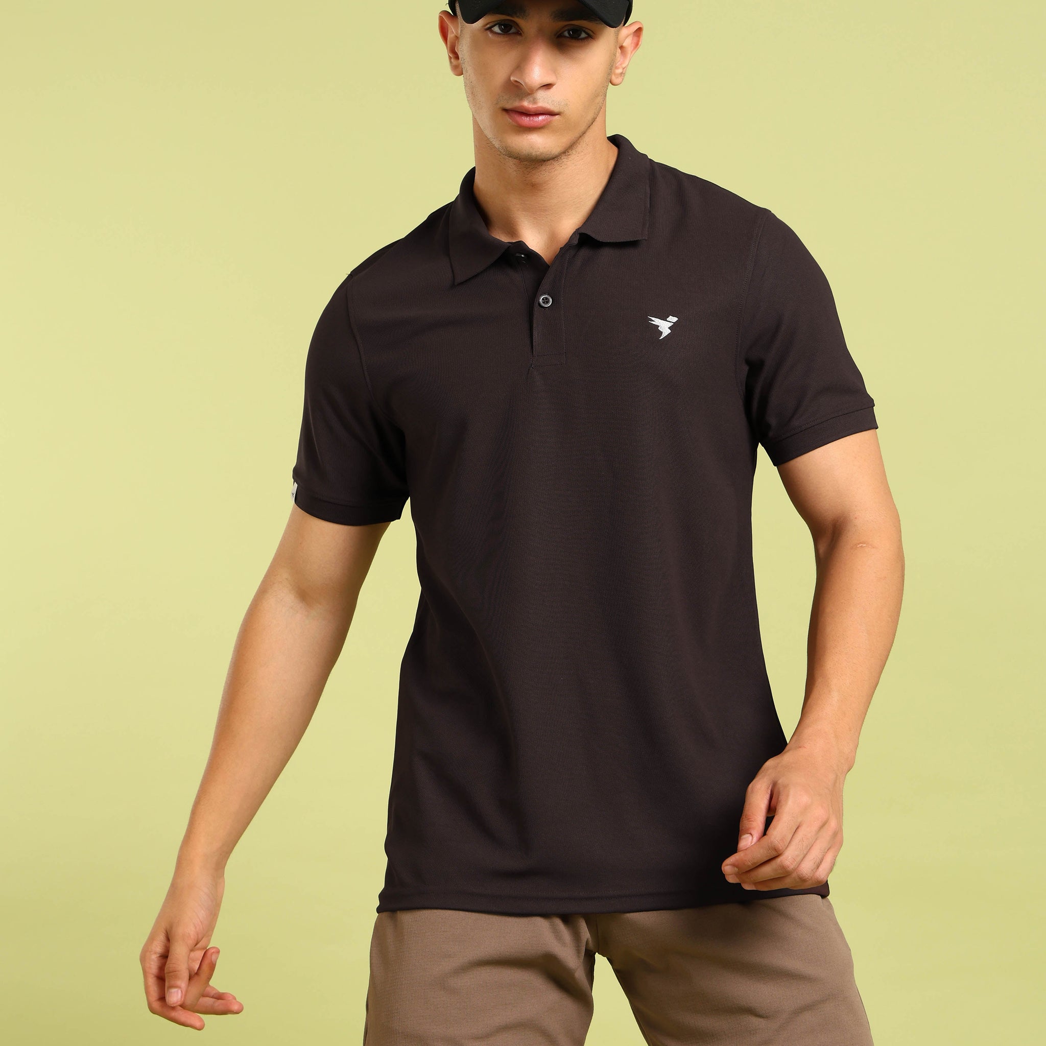 Men Solid Slim Fit Polo T-shirt with MATPIQ