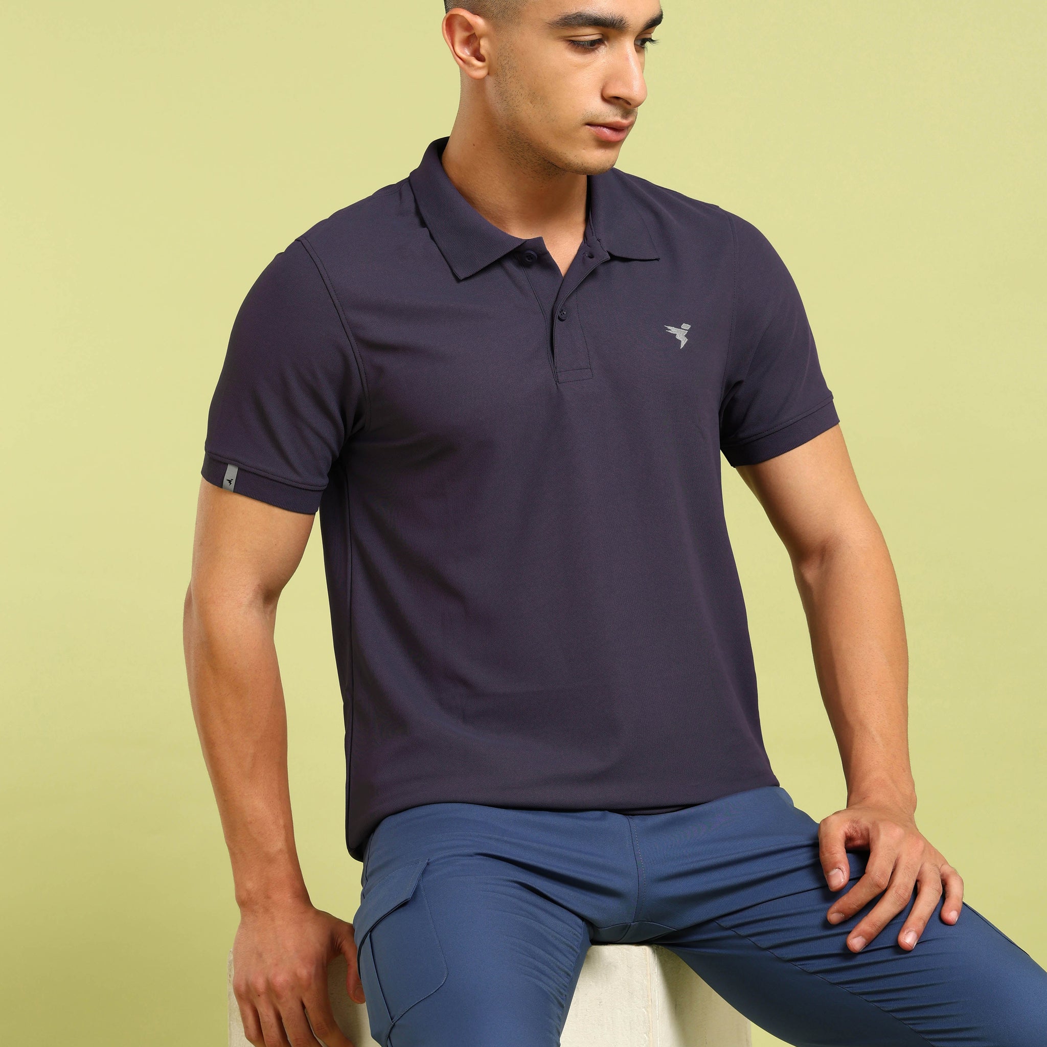 Men Solid Slim Fit Polo T-shirt with MATPIQ