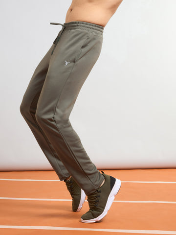 Men Solid Slim Fit Trackpants with ELASTO PLUS