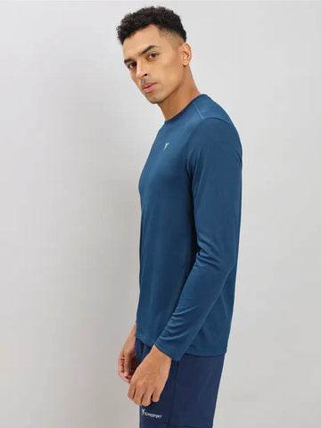 Men Solid Slim Fit Crew Neck T-shirt with TECHNO COOL+