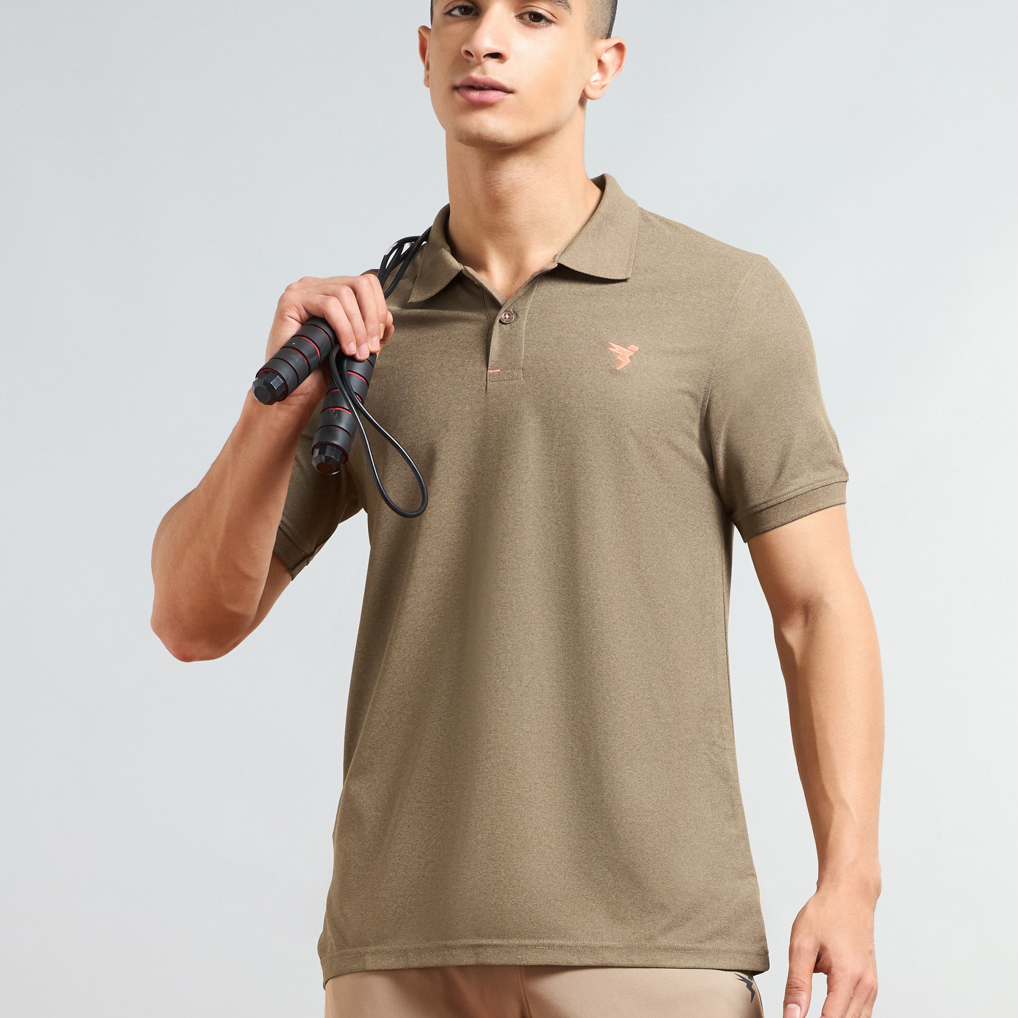 Men Solid Slim Fit Polo T-shirt with MATPIQ