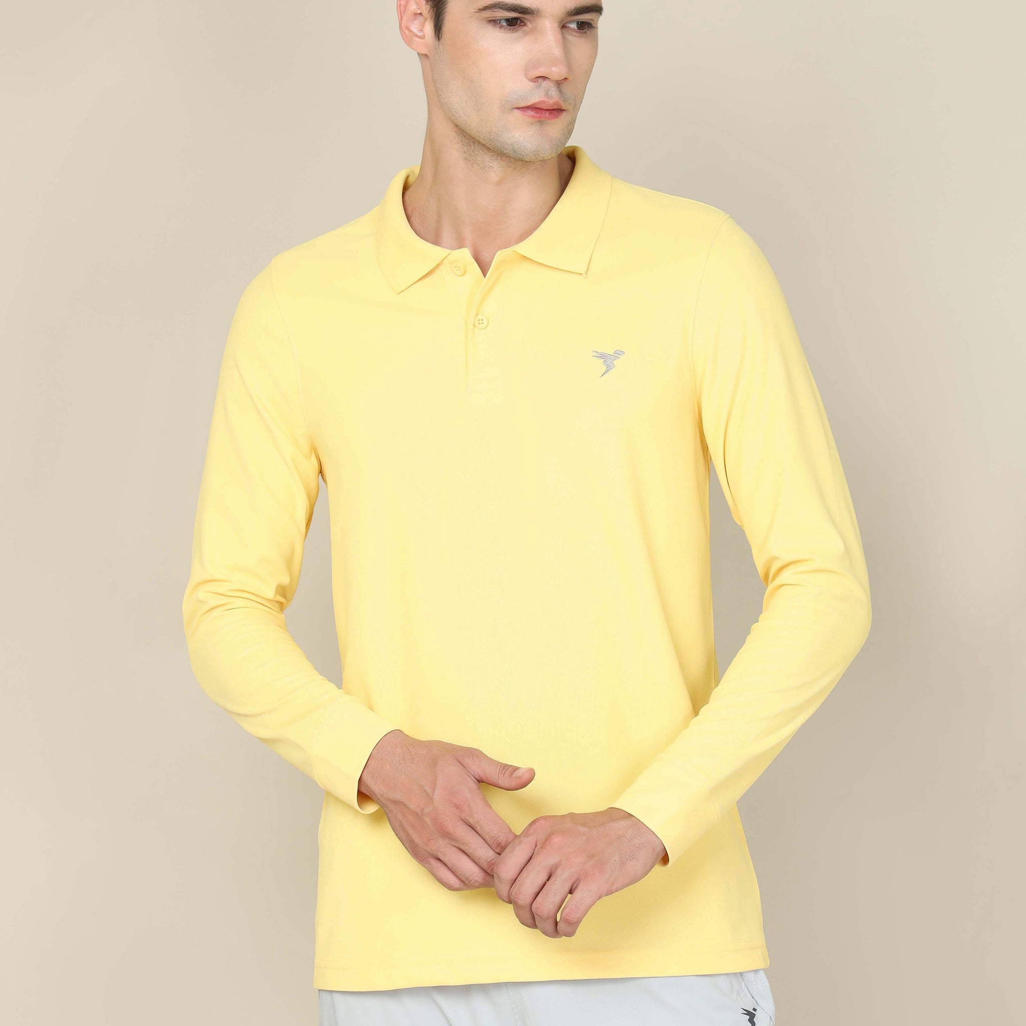 Men Solid Slim Fit Polo T-shirt with MATPIQ