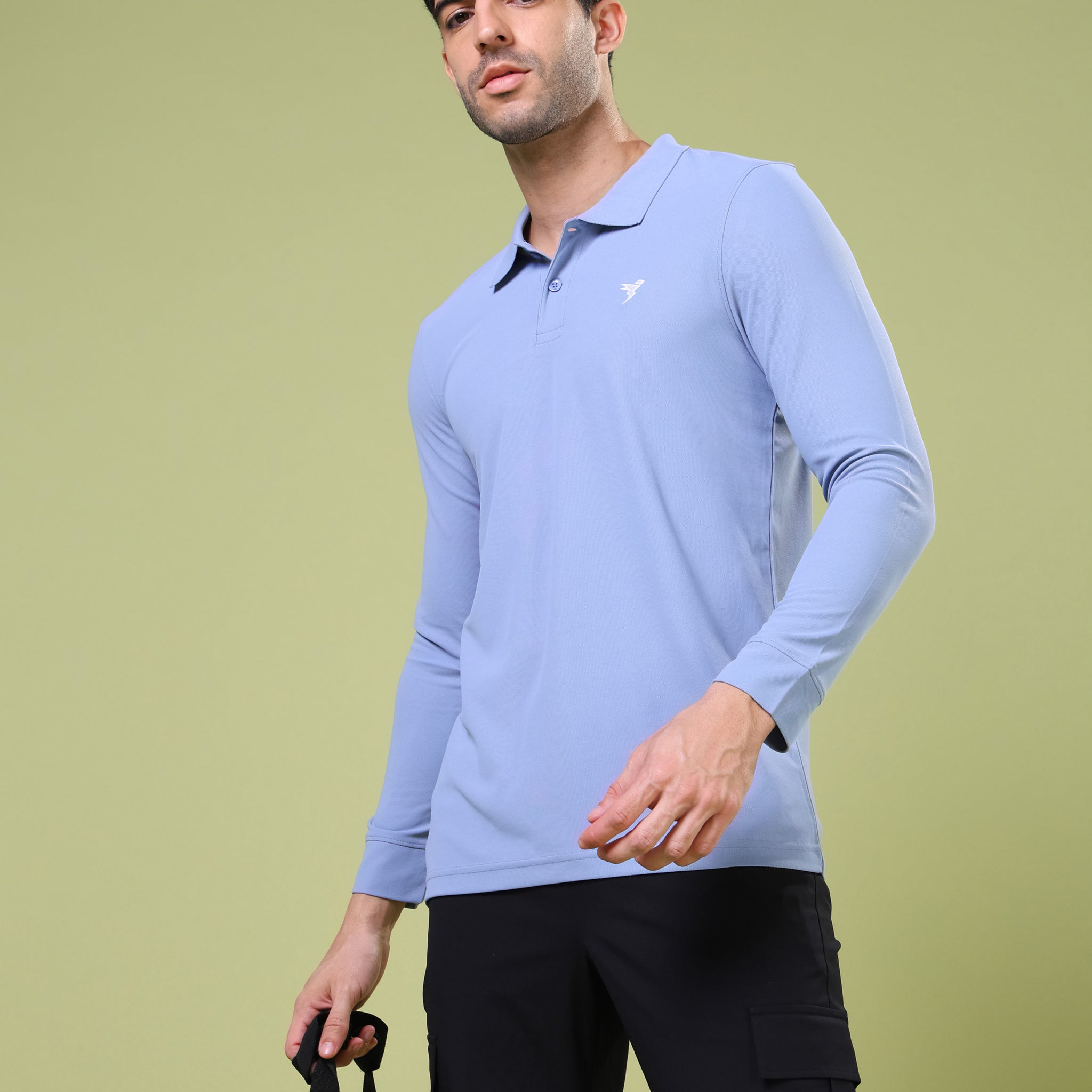 Men Solid Slim Fit Polo T-shirt with MATPIQ