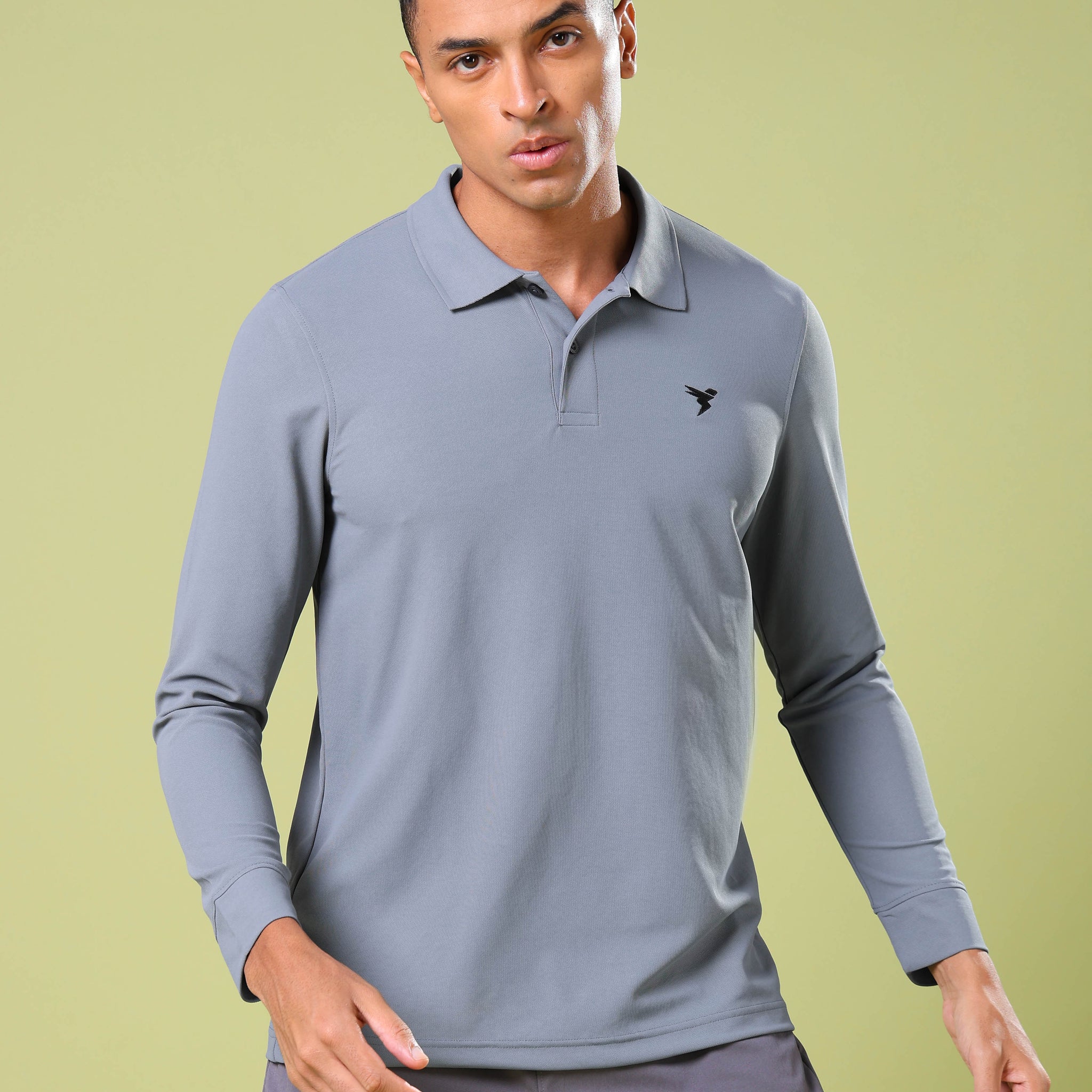 Men Solid Slim Fit Polo T-shirt with MATPIQ