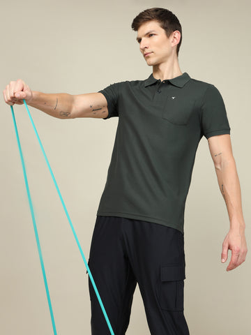 Men Solid Slim Fit Polo T-shirt with MATPIQ