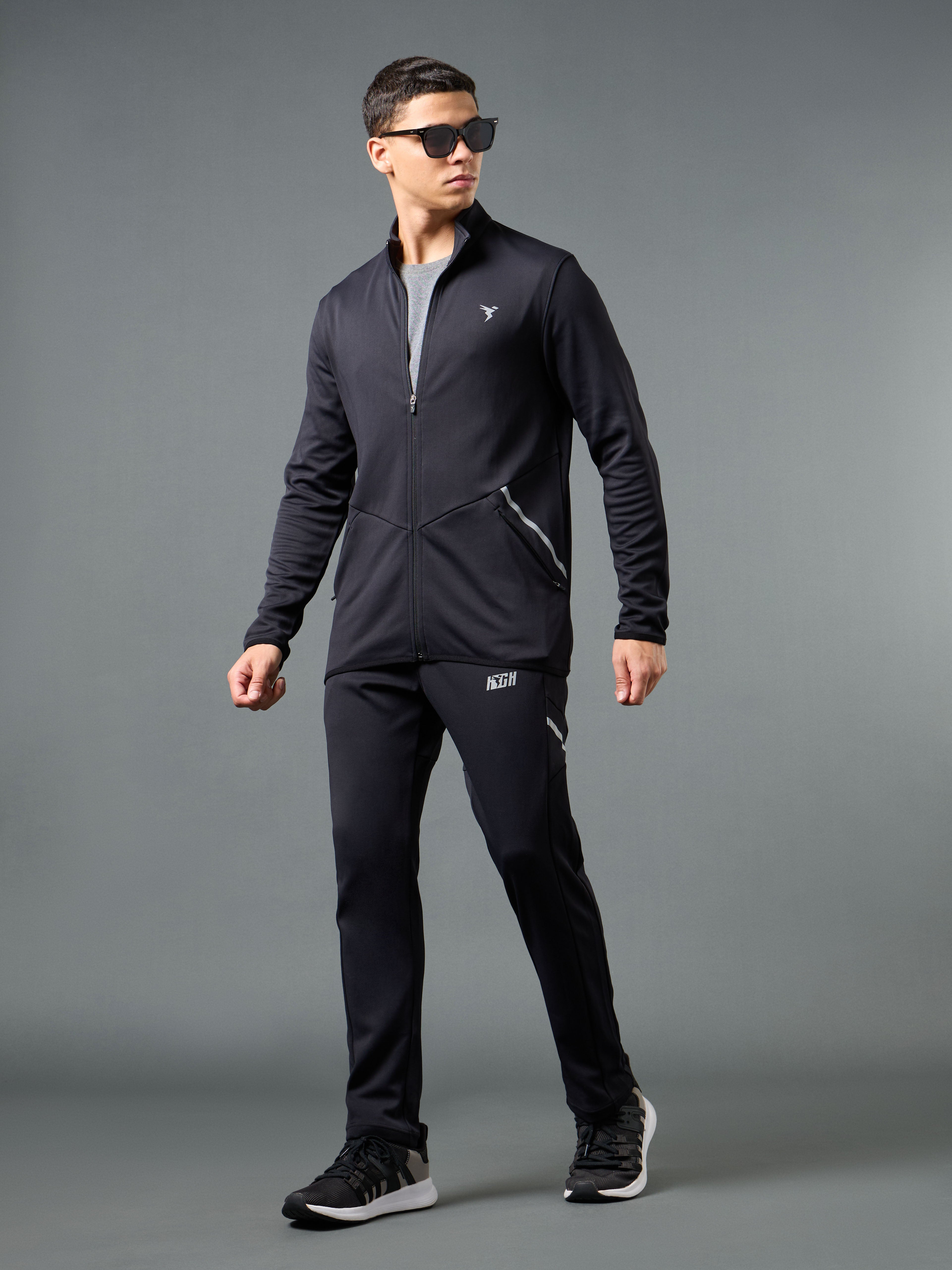 Techno sports tracksuit online