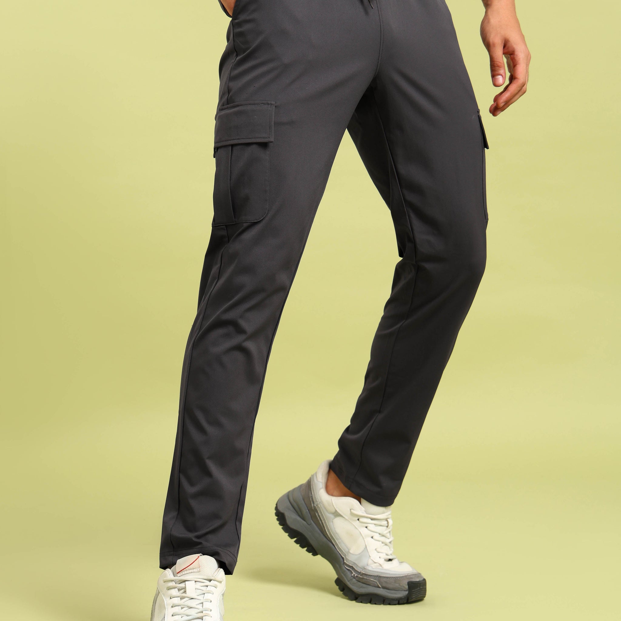 Men Solid Relax Fit Sports Cargo Trackpants with TS FLEXI