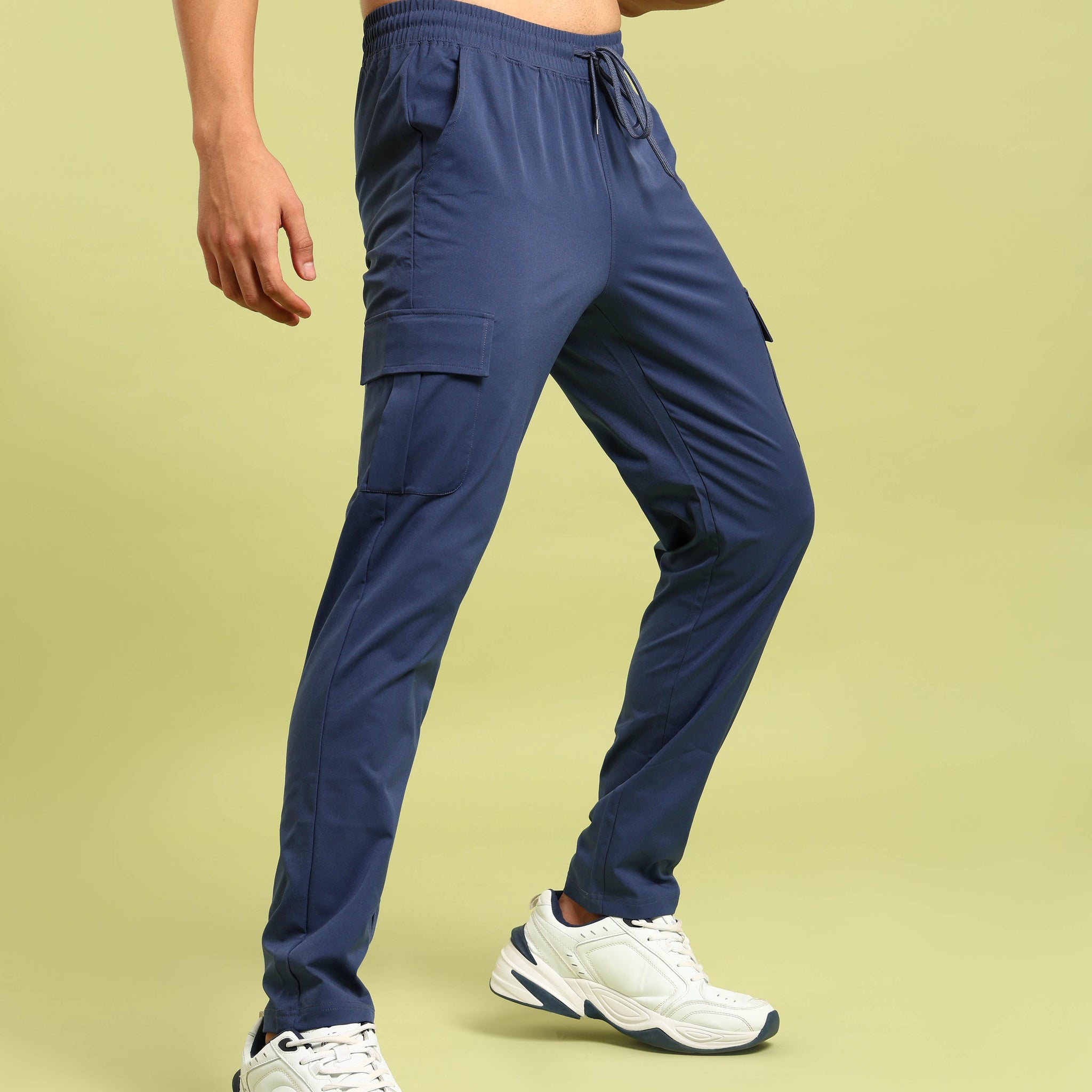 Men Solid Relax Fit Sports Cargo Trackpants with TS FLEXI