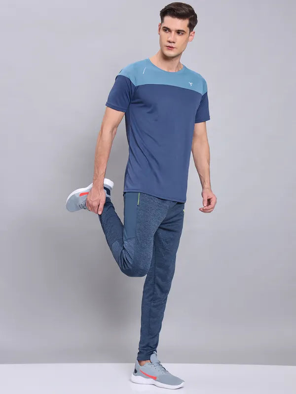 Men Colorblock Slim Fit Crew Neck T-shirt with TECHNO COOL+