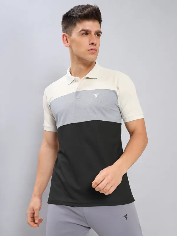 Men Colorblock Slim Fit Polo T-shirt with MATPIQ