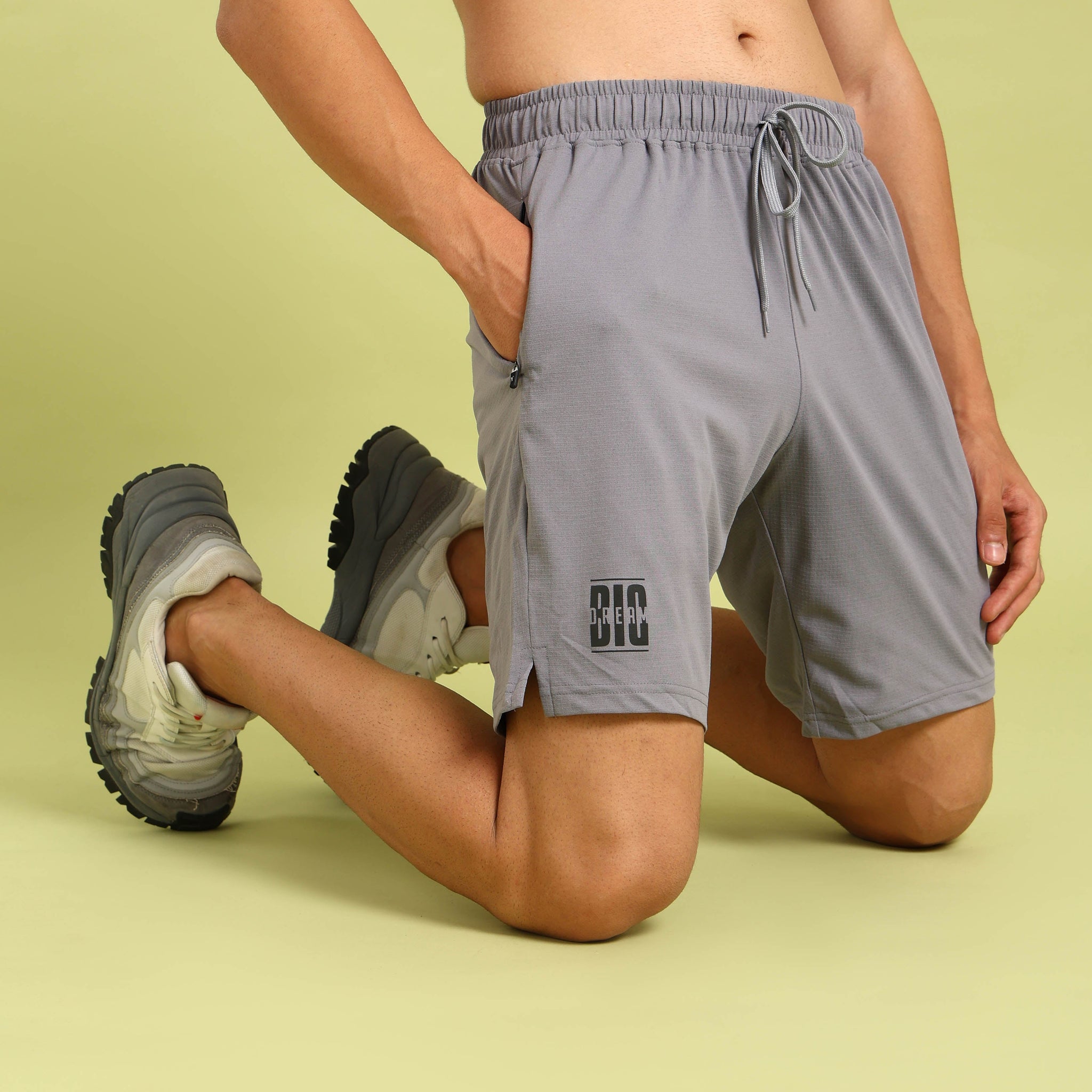 Men Solid Relax Fit Shorts with ELASTO LITE