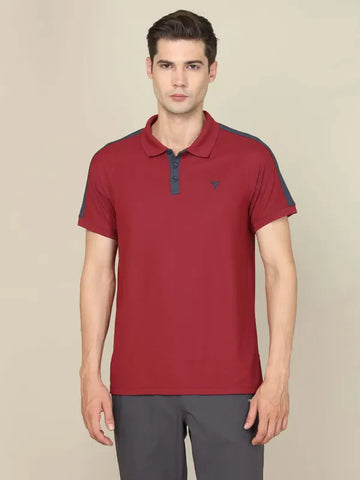 Men Colorblock Slim Fit Polo T-shirt with MATPIQ