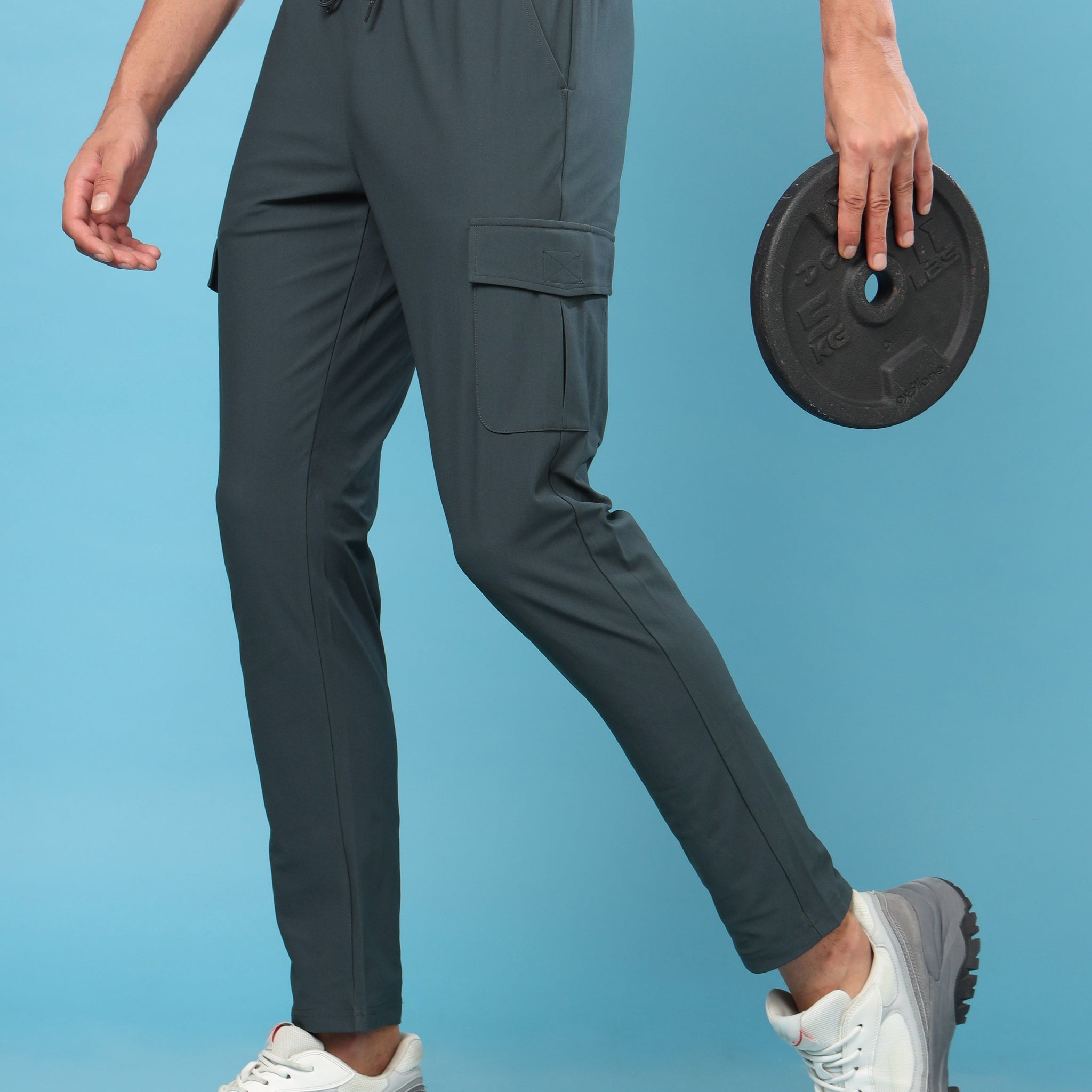 Men Solid Relax Fit Cargo Trackpants with DURACOOL+