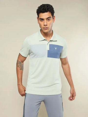 Men Colorblock Slim Fit Polo T-shirt with TECHNO COOL+