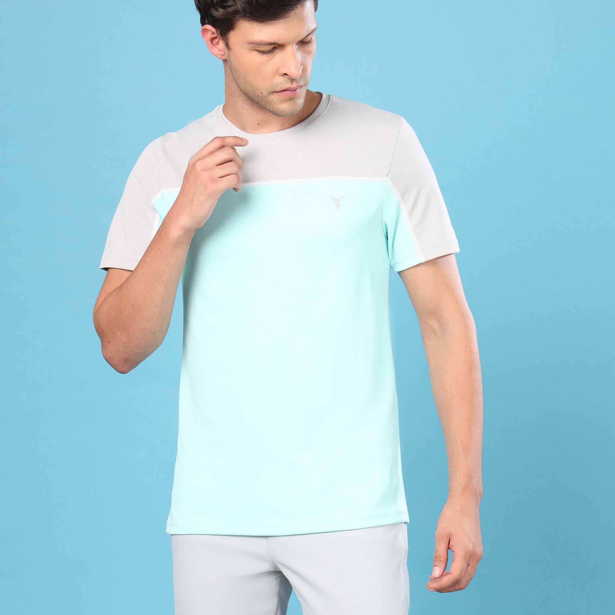 Men Colorblock Slim Fit Crew Neck T-shirt with TECHNO COOL+