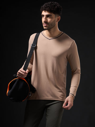 Men Solid Slim Fit V Neck Sports T-shirt with TECHNOCOOL+