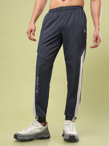 Men Solid Slim Fit Sports Joggers with TECHNOLITE