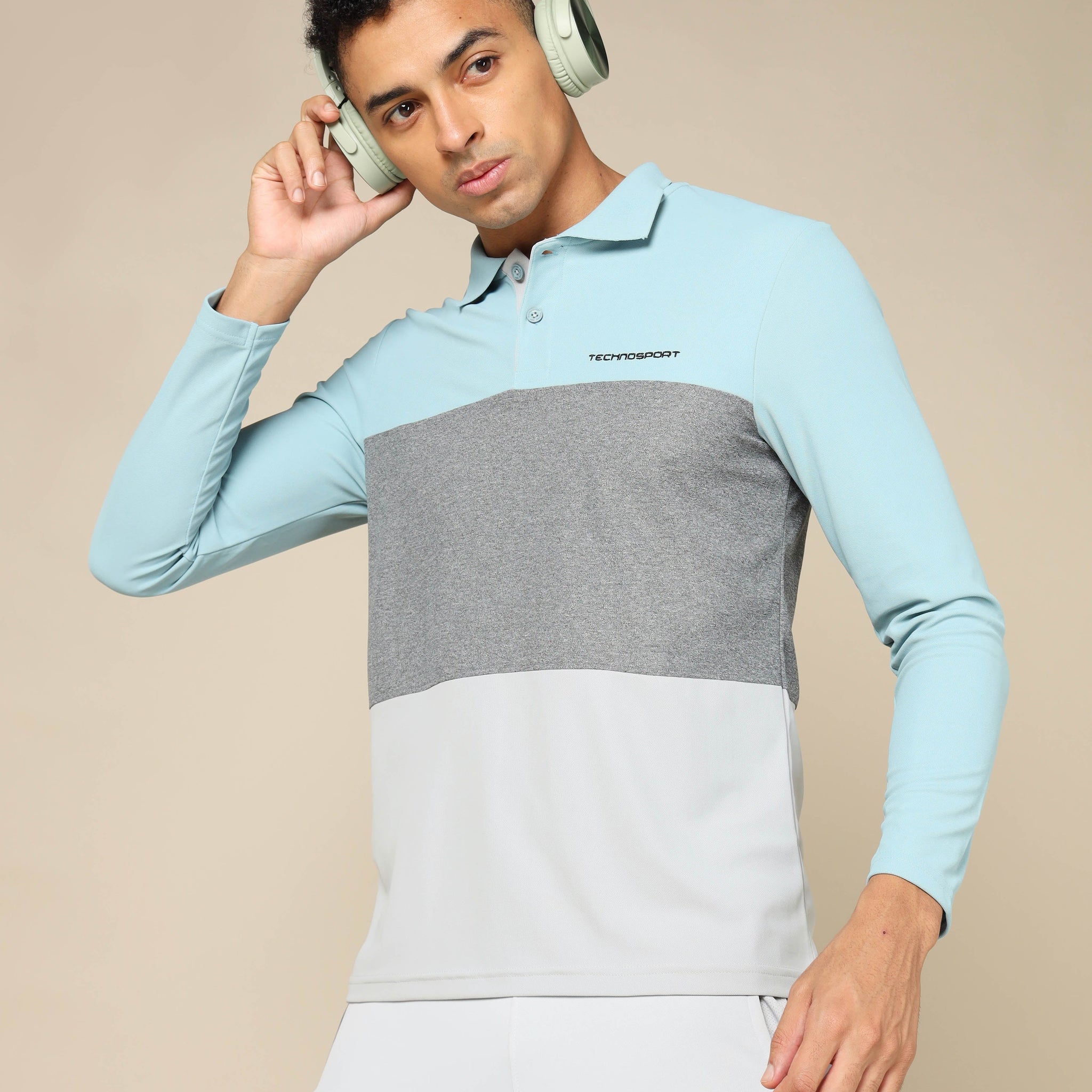 Men Solid Slim Fit Polo T-shirt with MATPIQ