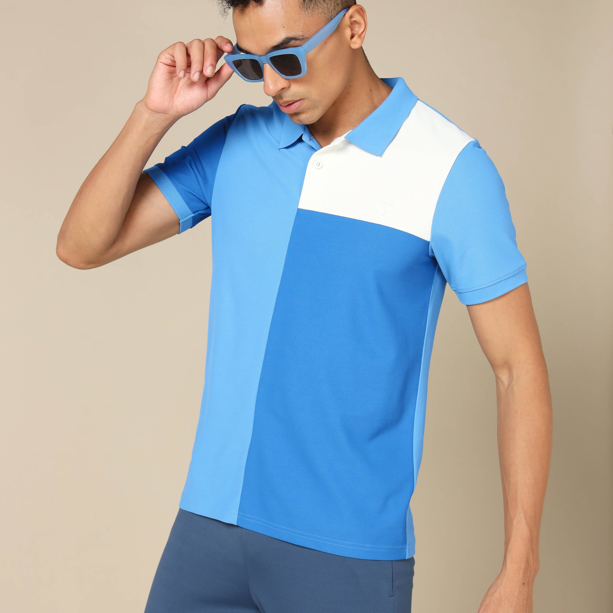 Men Colorblock Slim Fit Polo T-shirt with TECHNO COOL+