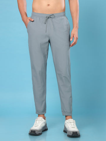 Men Solid Slim Fit Joggers with ELASTOPLUS