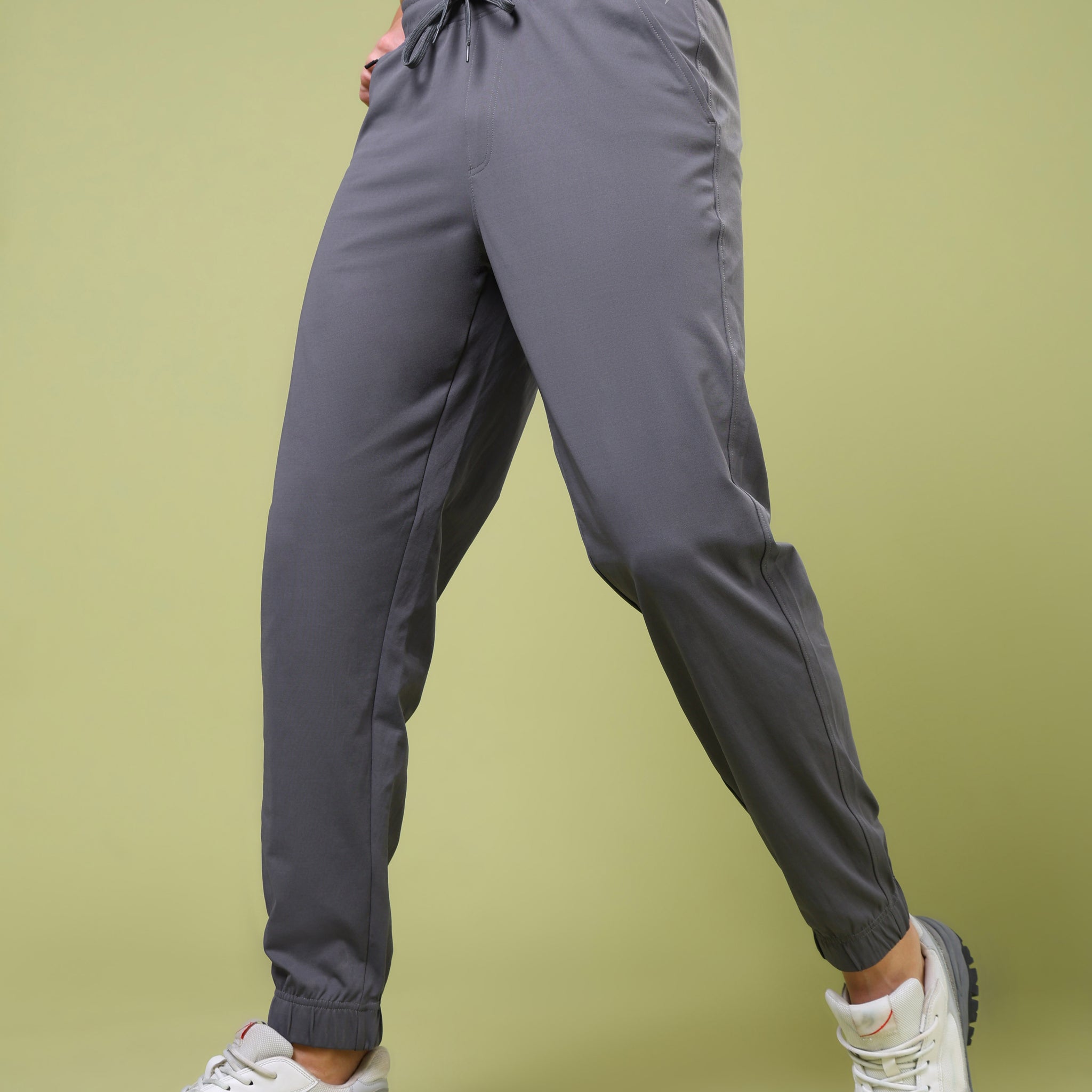 Men Solid Slim Fit Joggers with ELASTOPLUS