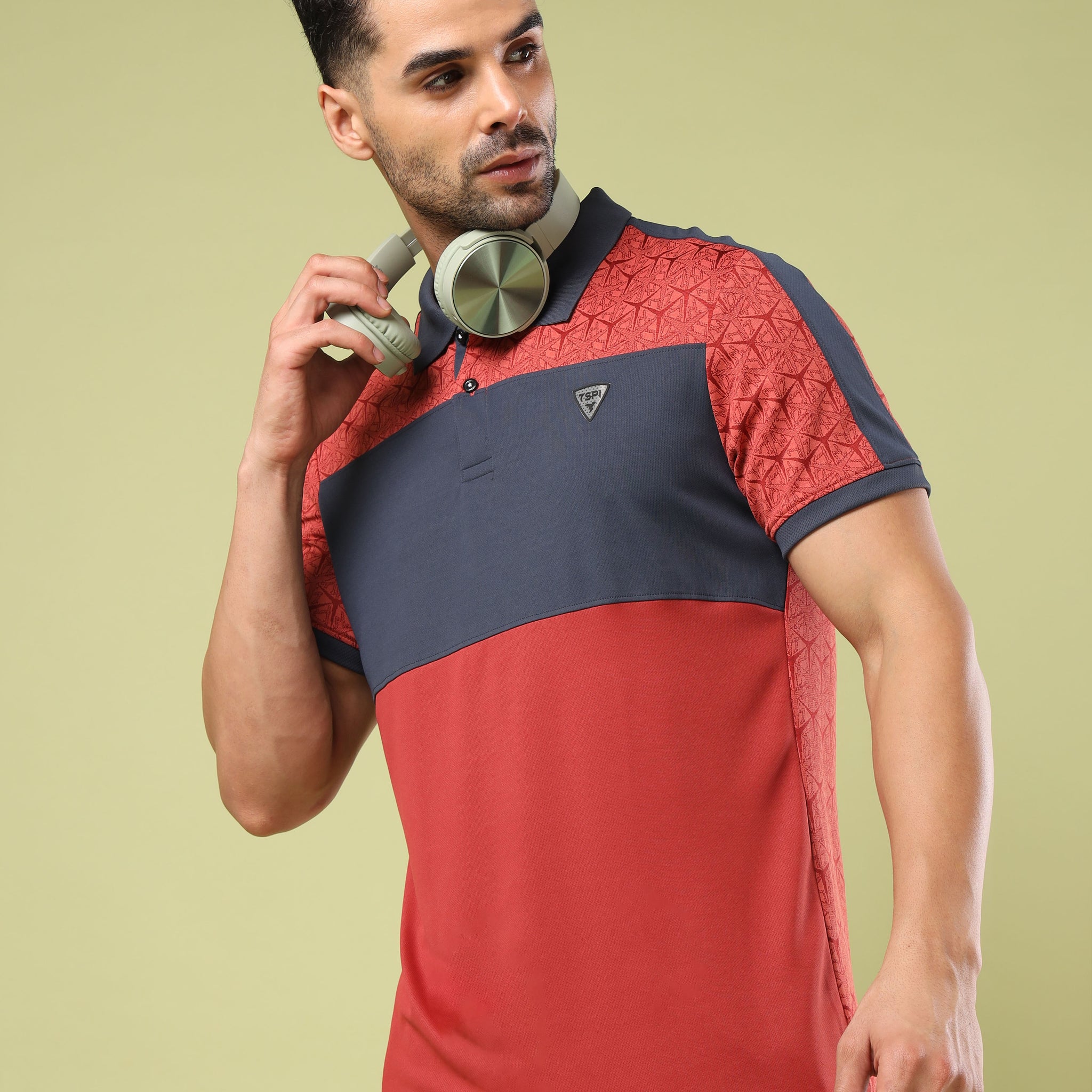 Men Colorblock Slim Fit Polo Sports T-shirt with DOUBLE COOL