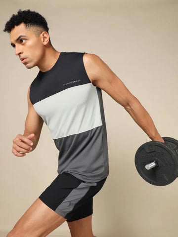 Men Colorblock Slim Fit Crew Neck Innerwear Vest with TECHNO COOL+