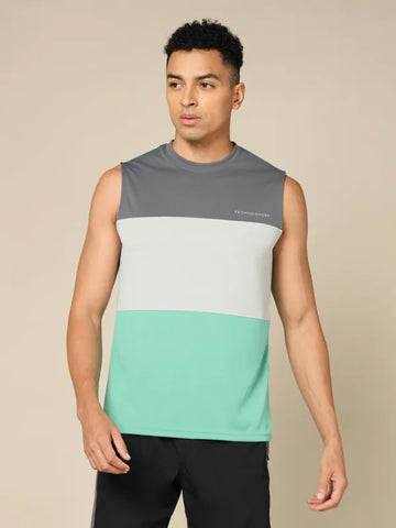 Men Colorblock Slim Fit Crew Neck Innerwear Vest with TECHNO COOL+