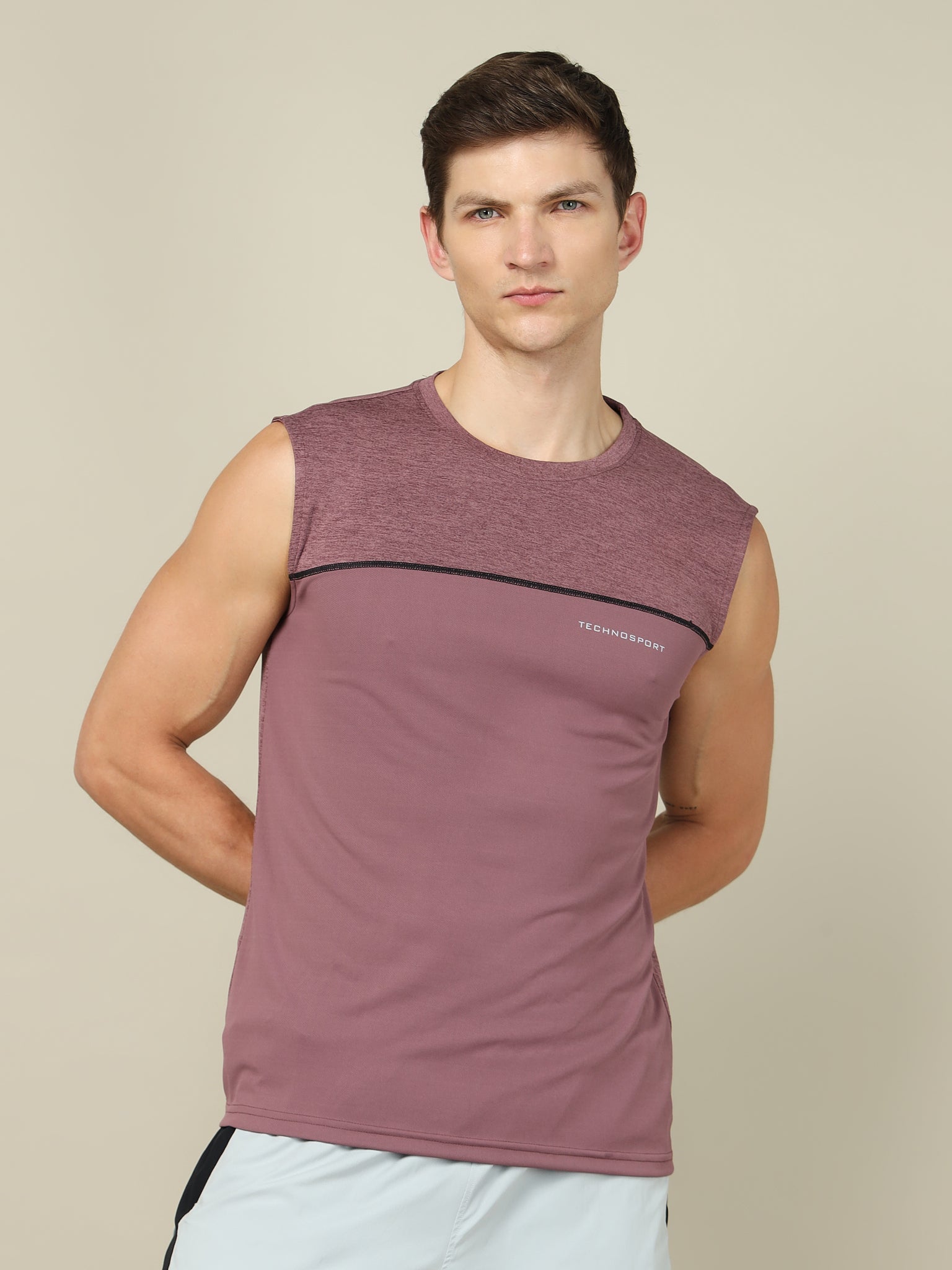 Men Colorblock Slim Fit Crew Neck Innerwear Vest with TECHNO COOL+