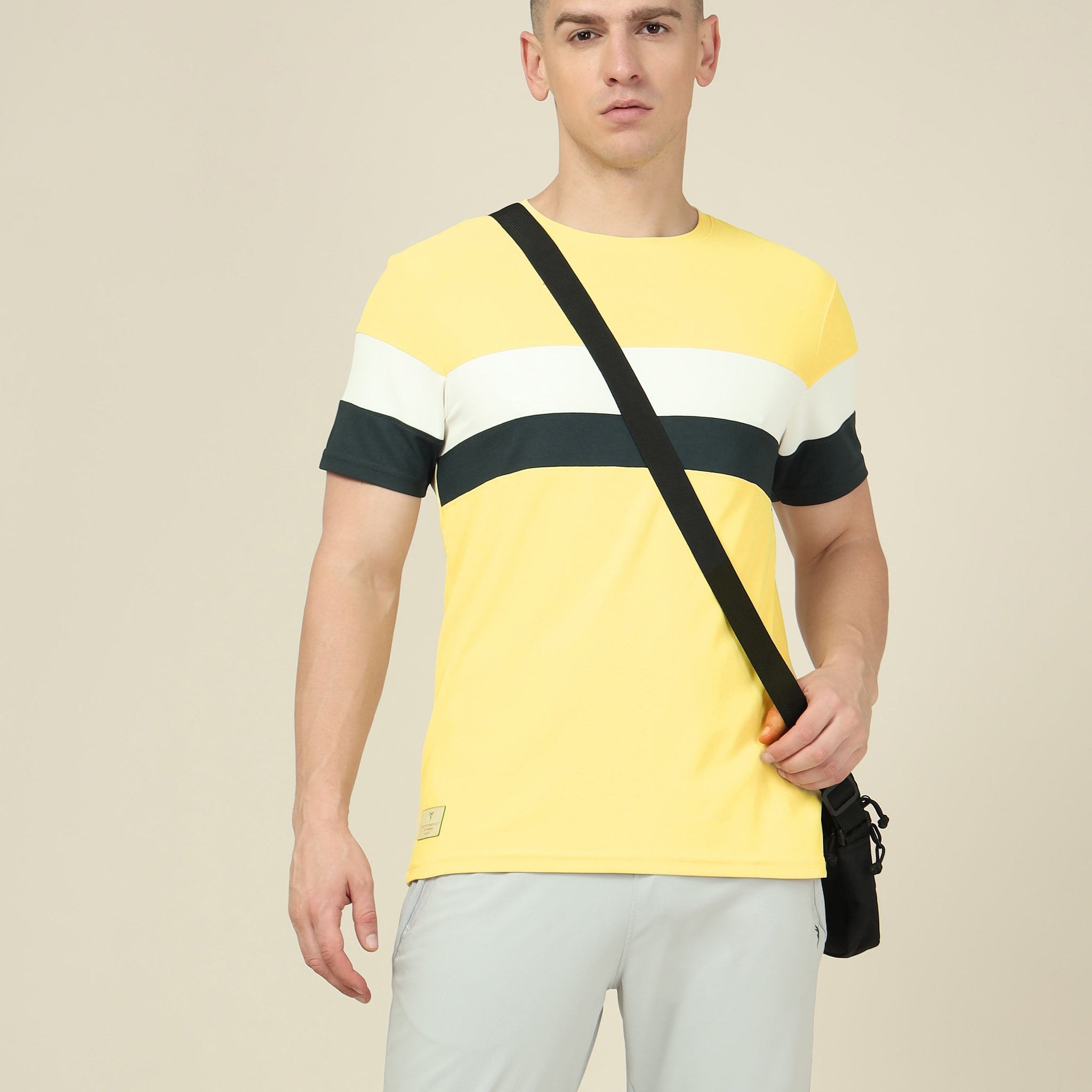 Men Colorblock Slim Fit Crew Neck T-shirt with MATPIQ