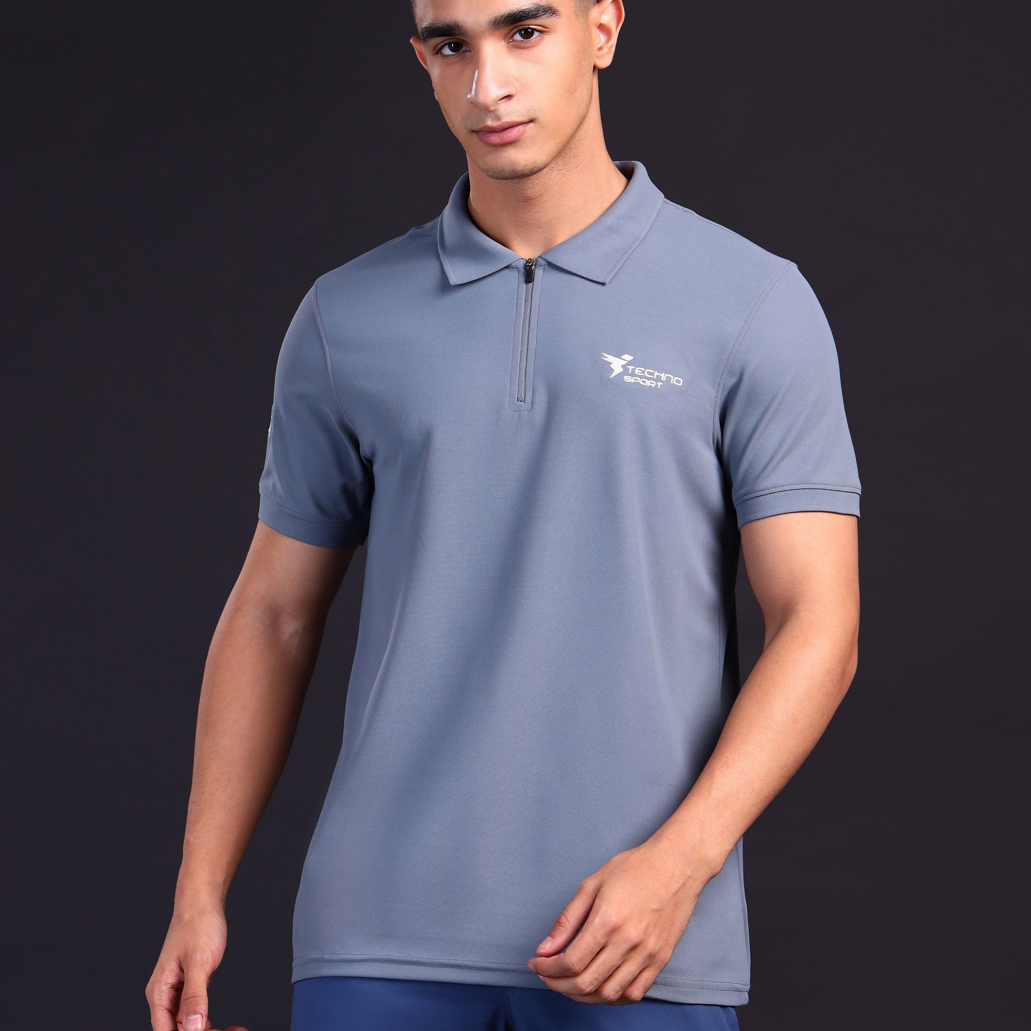 Men Solid Slim Fit Polo T-shirt with MATPIQ