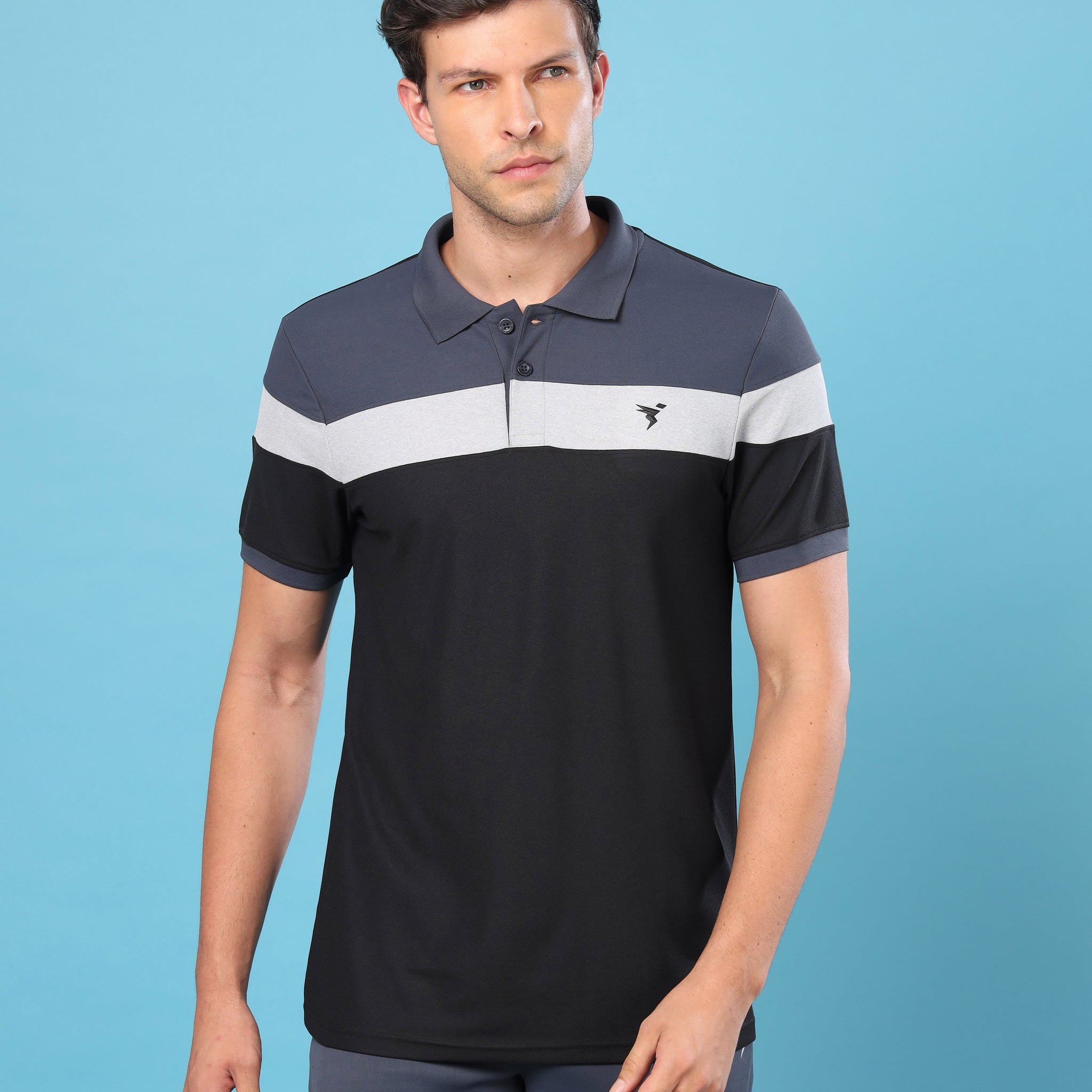 Men Colorblock Slim Fit Polo T-shirt with MATPIQ