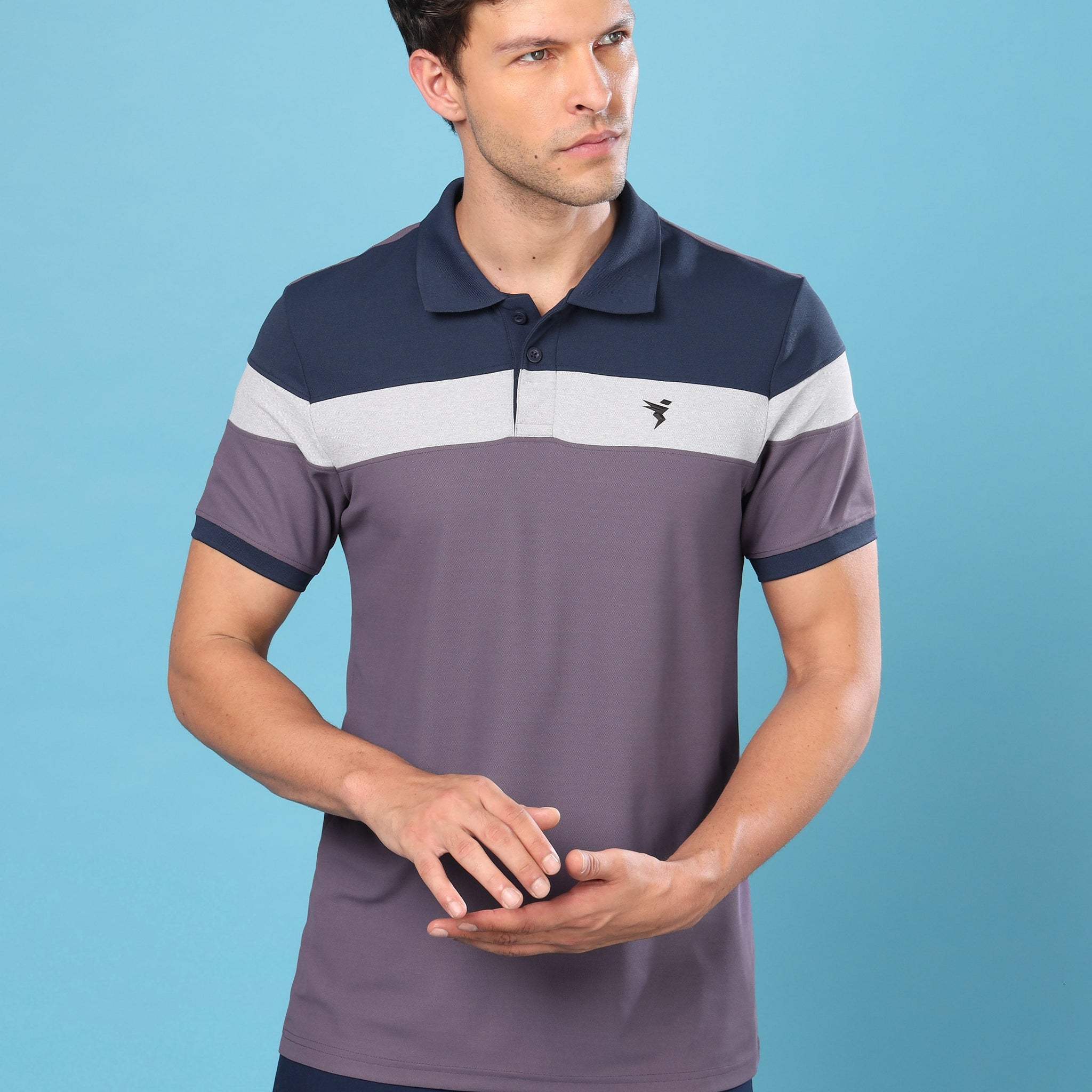 Men Colorblock Slim Fit Polo T-shirt with MATPIQ