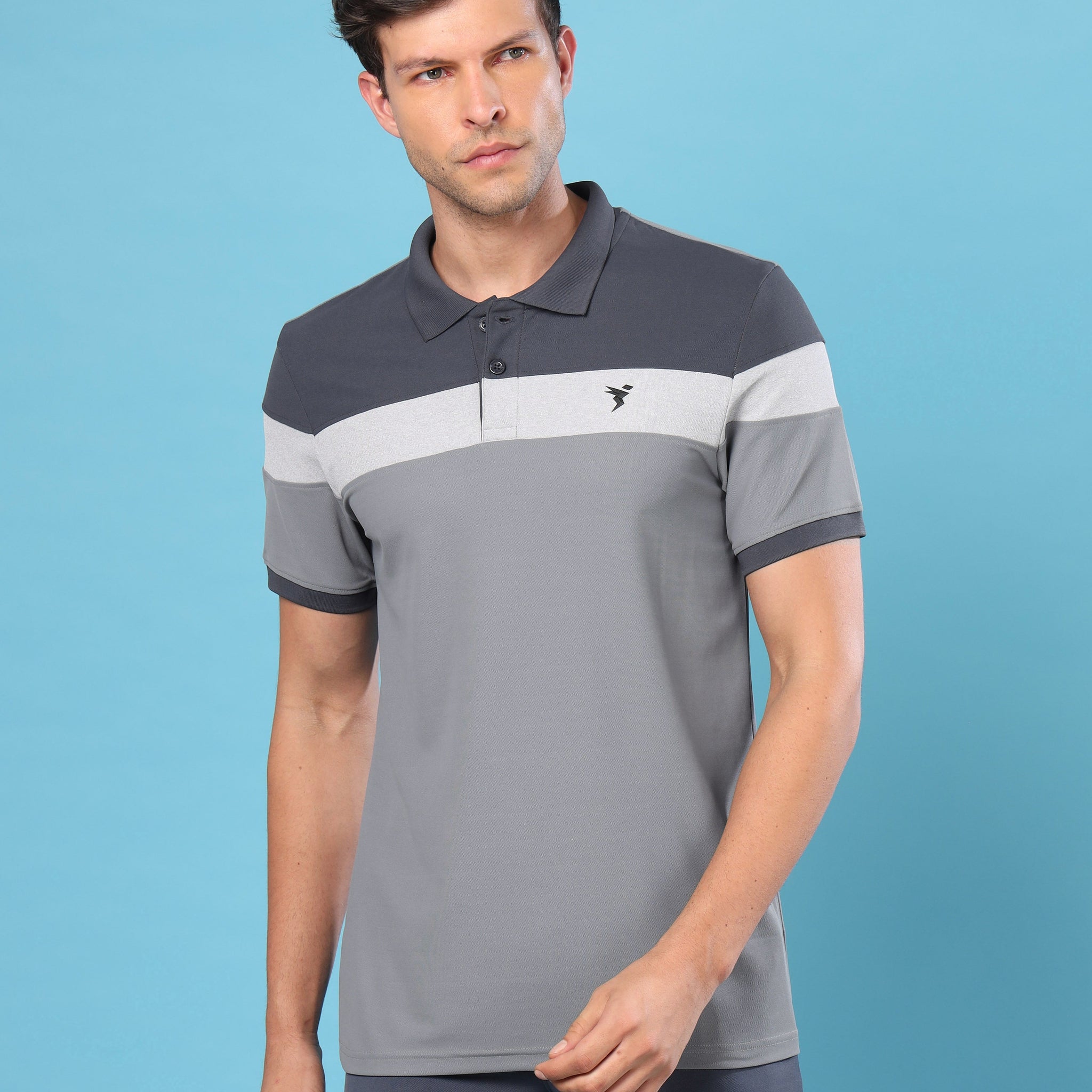 Men Colorblock Slim Fit Polo T-shirt with MATPIQ