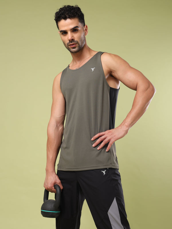 Men Solid Slim Fit Scoop Neck Sports Innerwear Vest with TECHNO COOL+