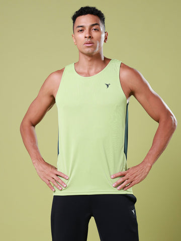 Men Solid Slim Fit Scoop Neck Sports Innerwear Vest with TECHNO COOL+