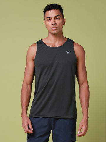 Men Solid Slim Fit Scoop Neck Sports Innerwear Vest with TECHNO COOL+