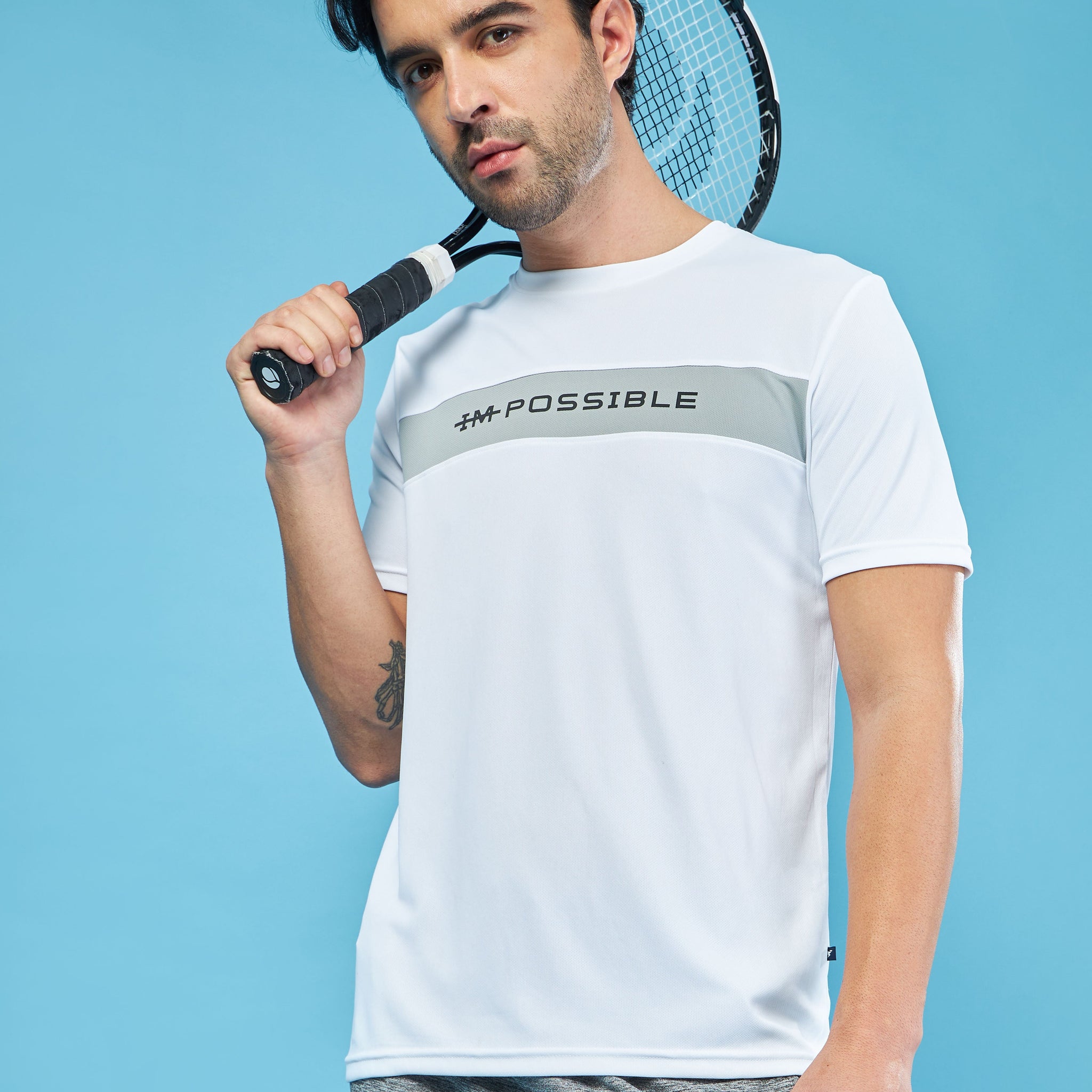 Men Solid Slim Fit Crew Neck T-shirt with TECHNO COOL+