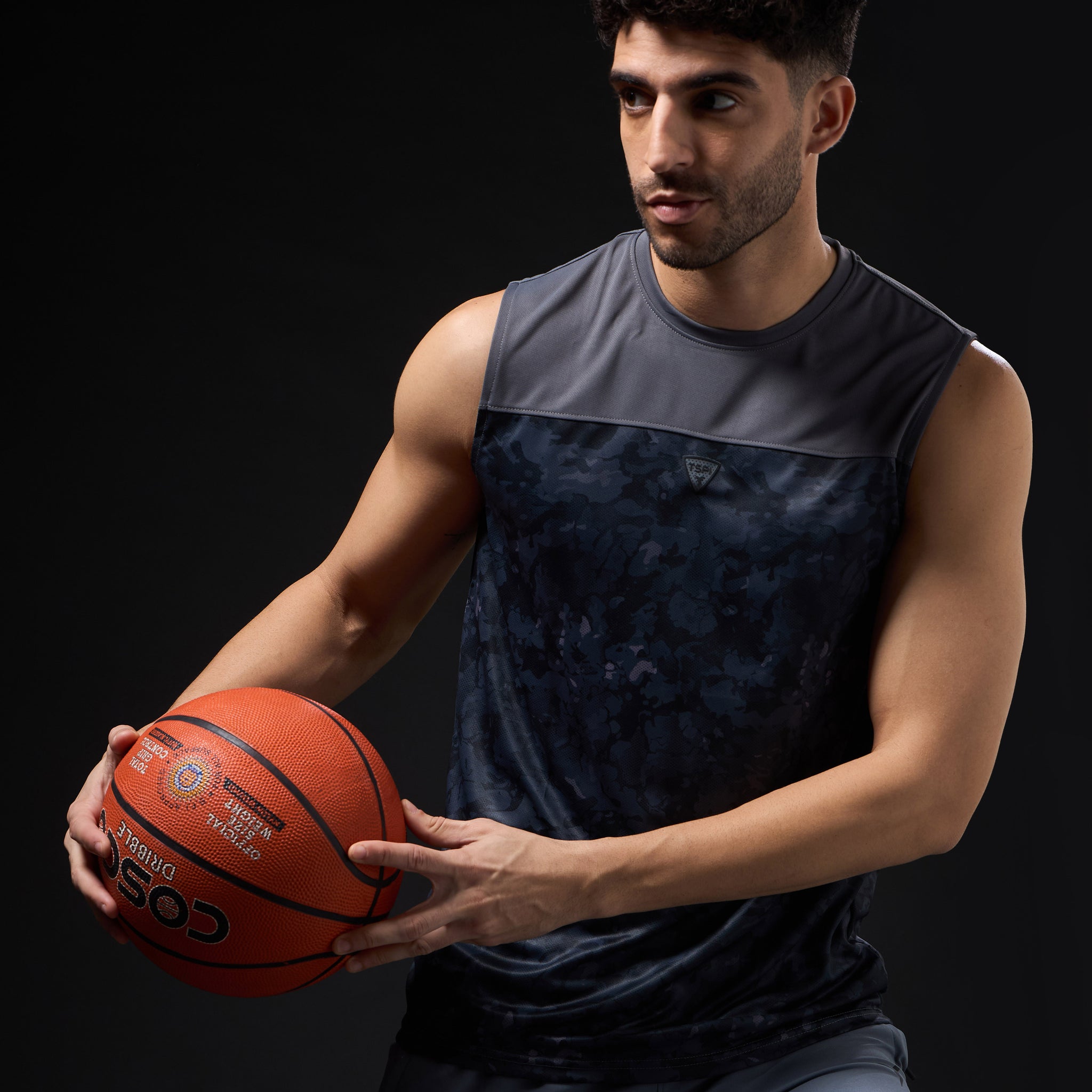 Men Solid Slim Fit Round Neck Sports Innerwear Vest with TECHNOCOOL+