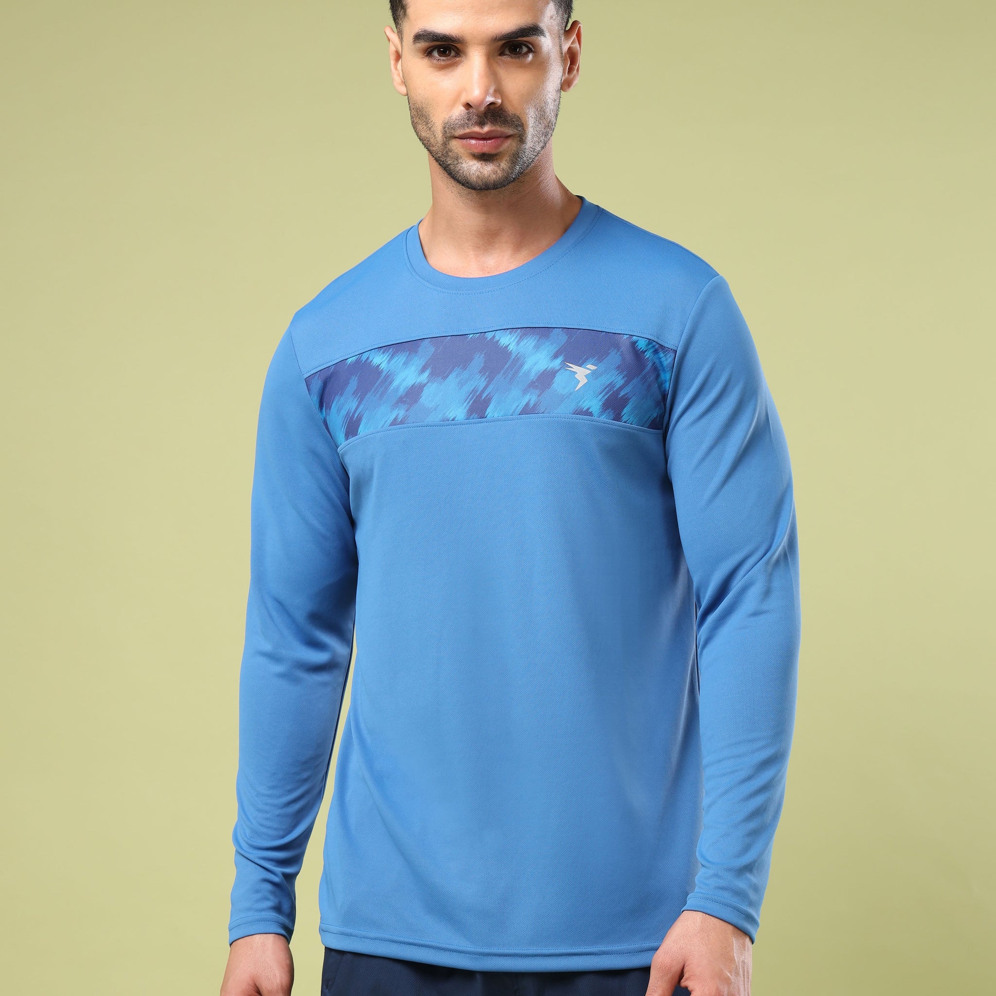 Men Printed Slim Fit Round Neck Sports T-shirt with TECHNO COOL+