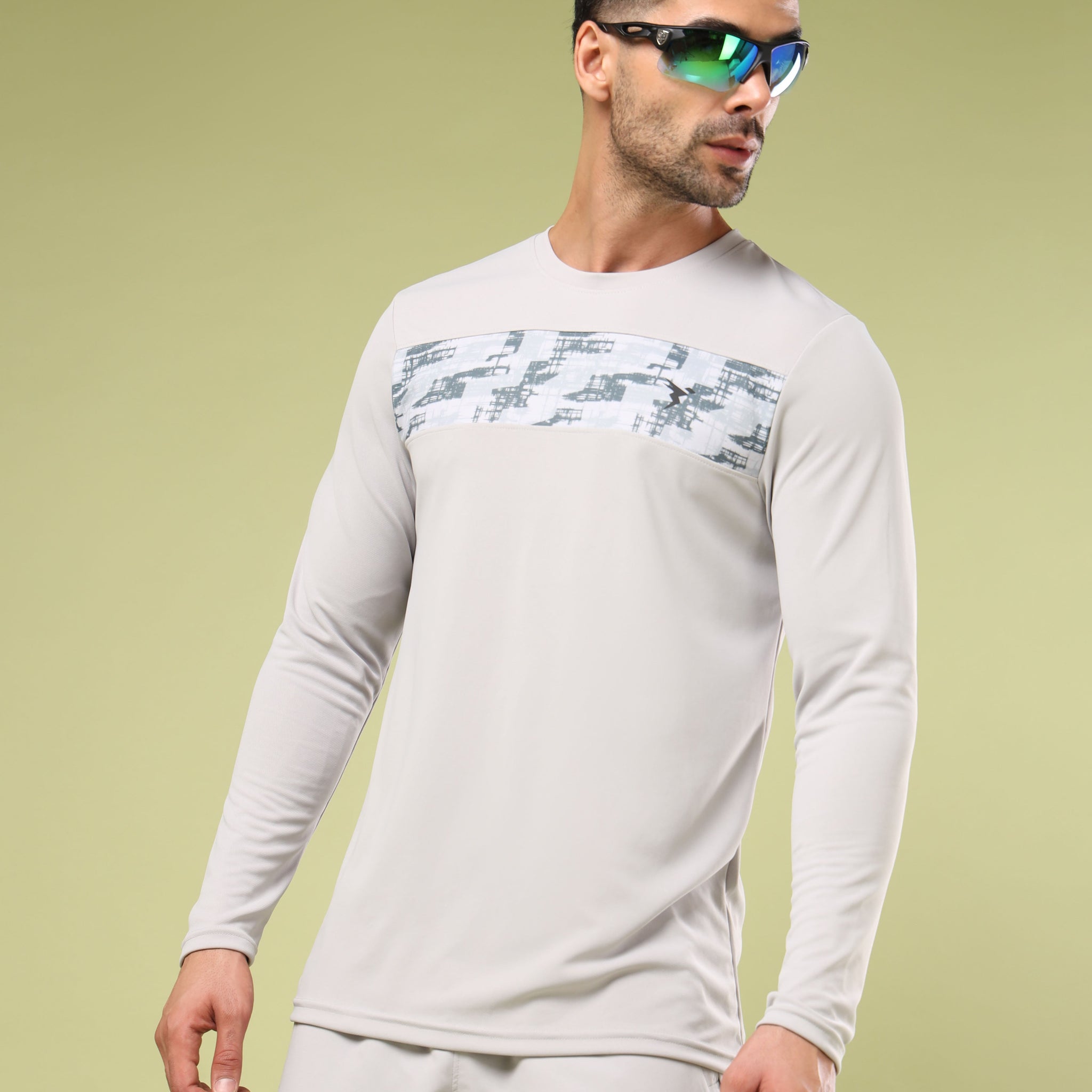 Men Printed Slim Fit Round Neck Sports T-shirt with TECHNO COOL+