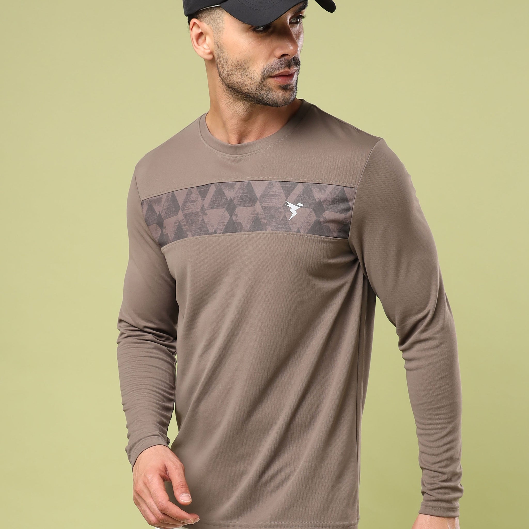 Men Printed Slim Fit Round Neck Sports T-shirt with TECHNO COOL+