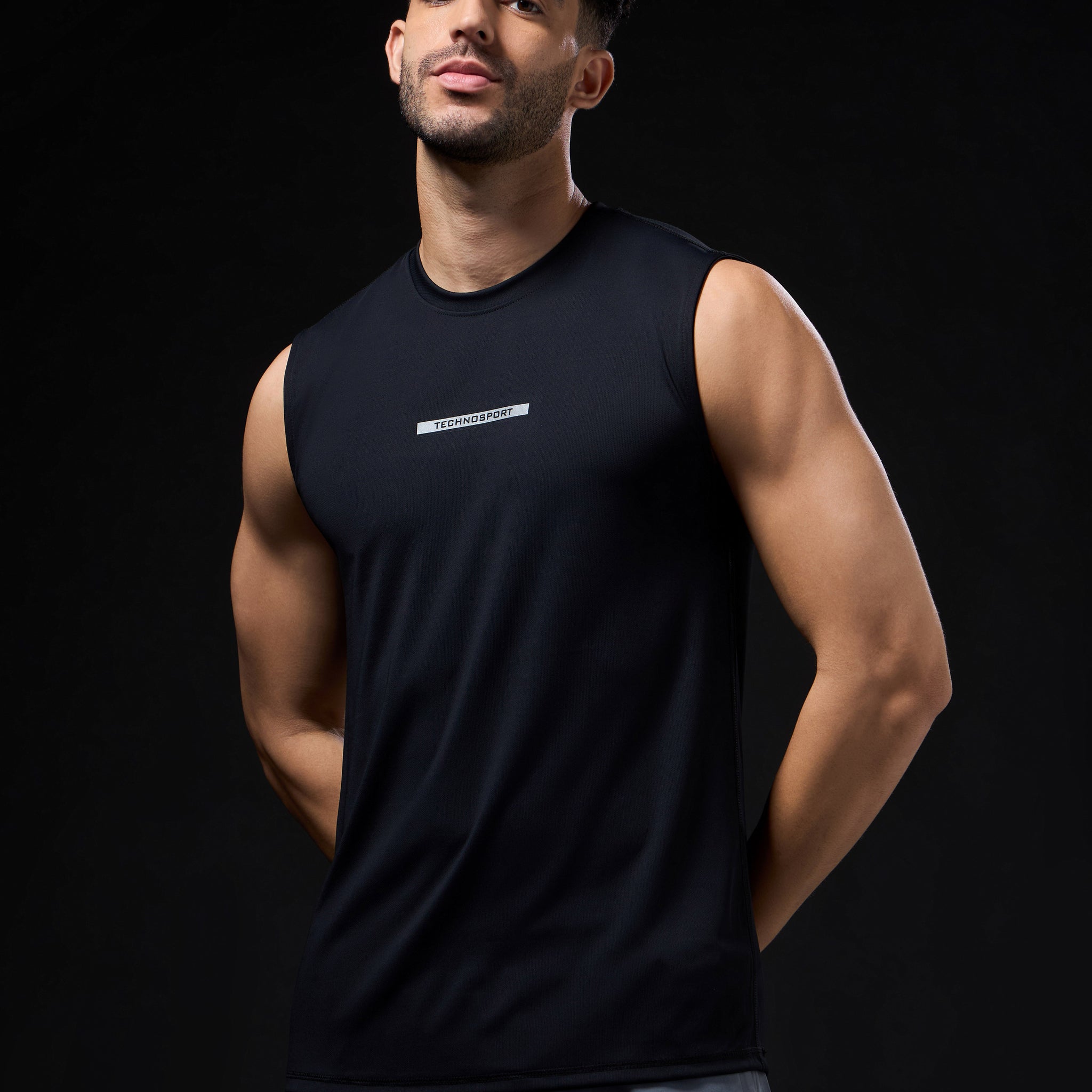 Men Solid Slim Fit Sports Innerwear Vest with TECHNOCOOL+